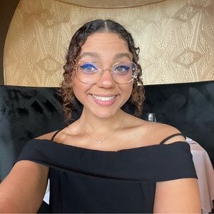 Meet your Posher, Sara